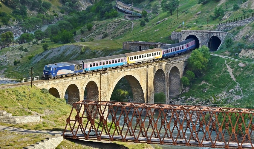 Tabriz Van Train